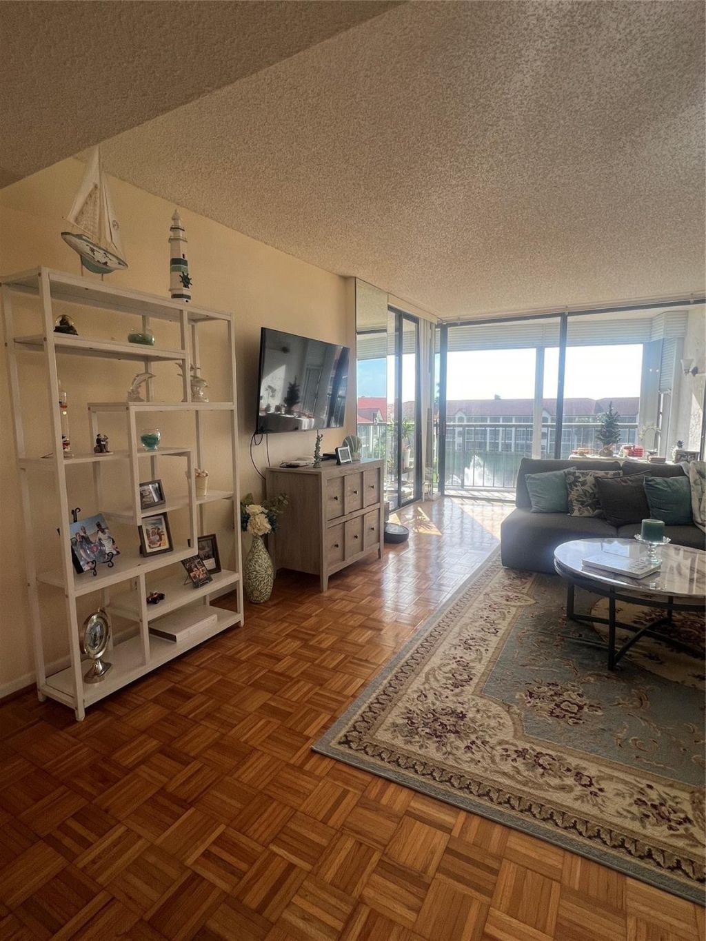 7030 Half Moon Circle, Unit 418, Hypoluxo, FL 33462 Photo