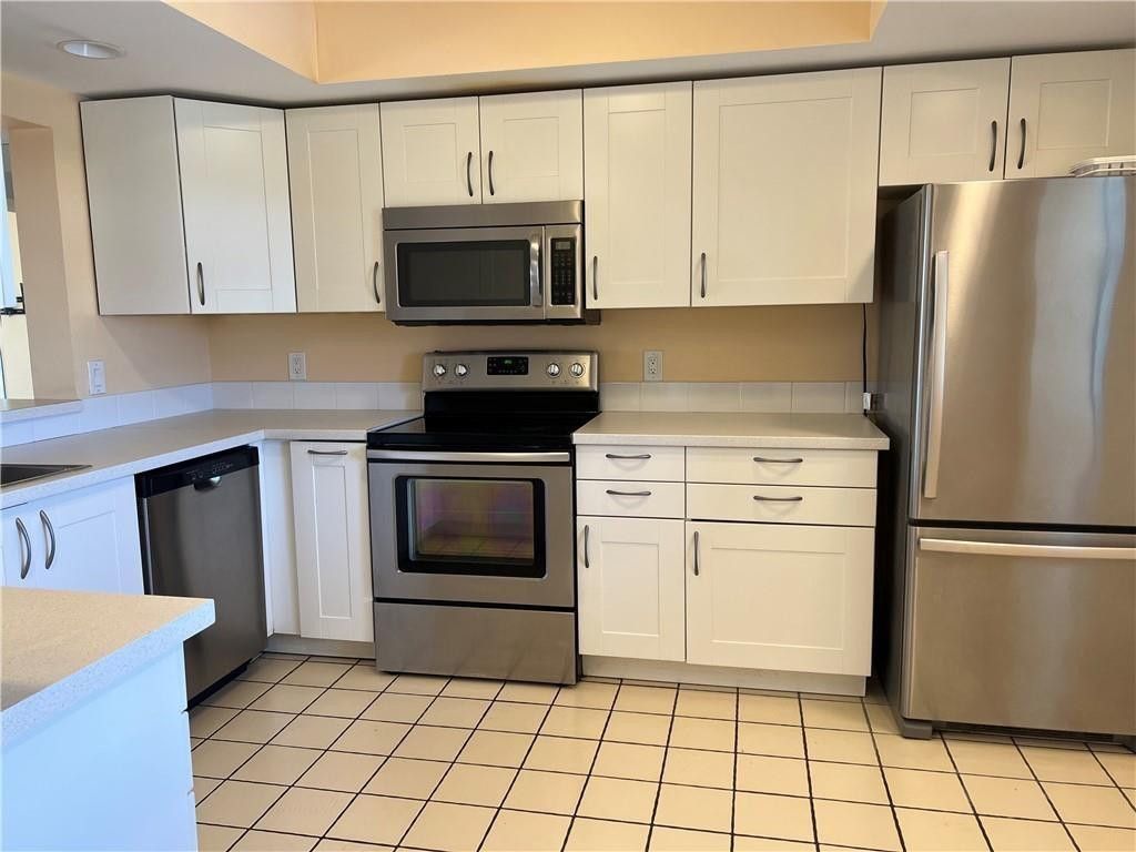 7030 Half Moon Circle, Unit 418, Hypoluxo, FL 33462 Photo