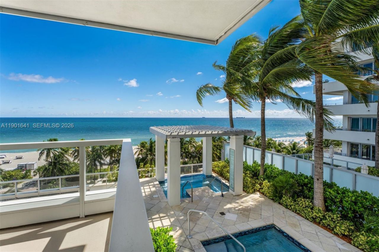 4391 Collins Ave, Unit 512, Miami Beach, FL 33140 Photo