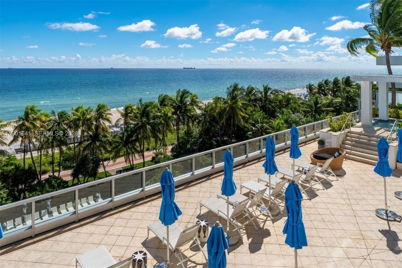 4391 Collins Ave, Unit 512, Miami Beach, FL 33140 Photo