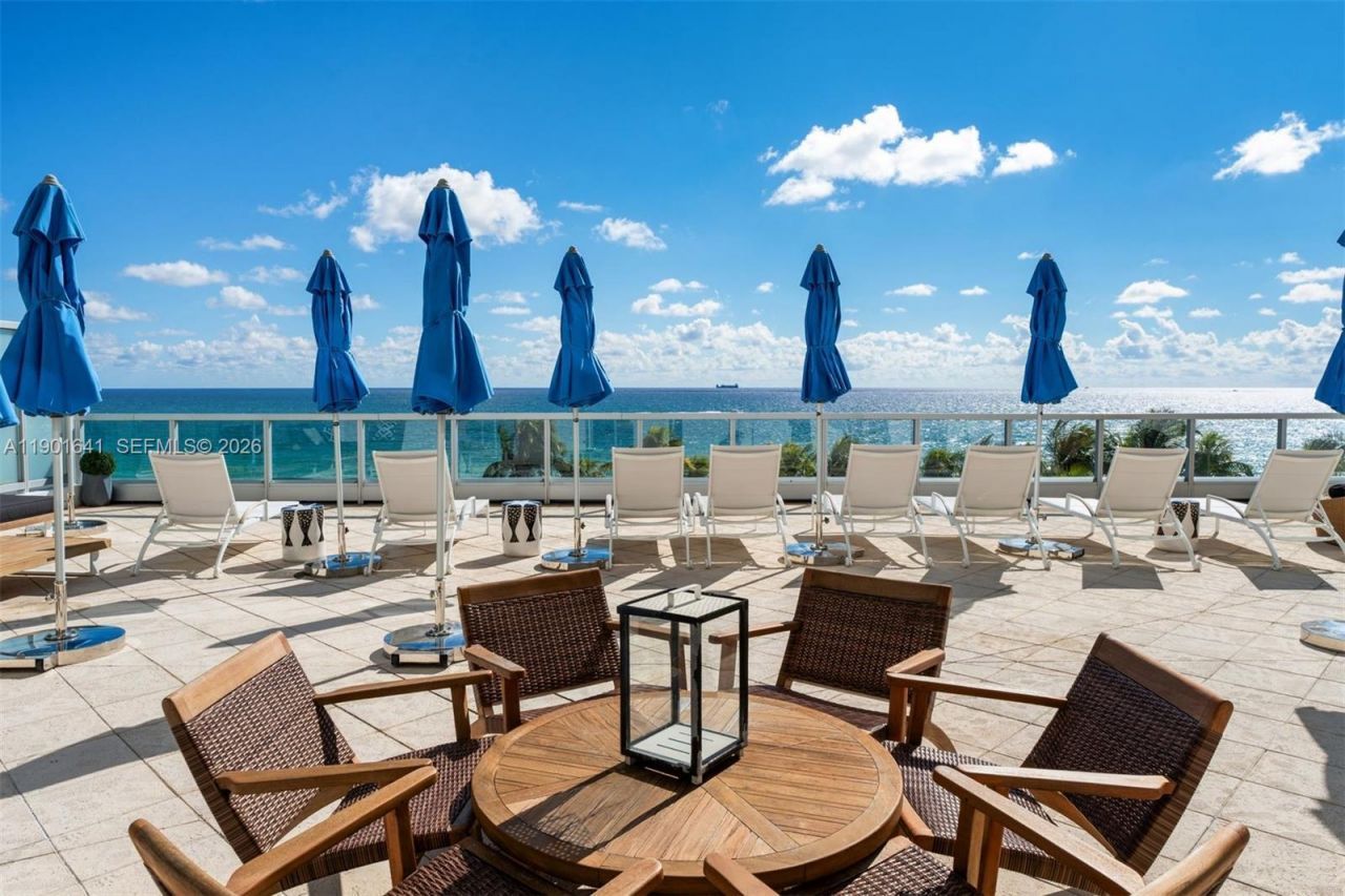 4391 Collins Ave, Unit 512, Miami Beach, FL 33140 Photo