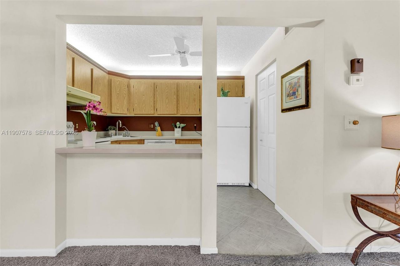 442 Pine Glen Ln, Unit D-2, Greenacres, FL 33463 Photo