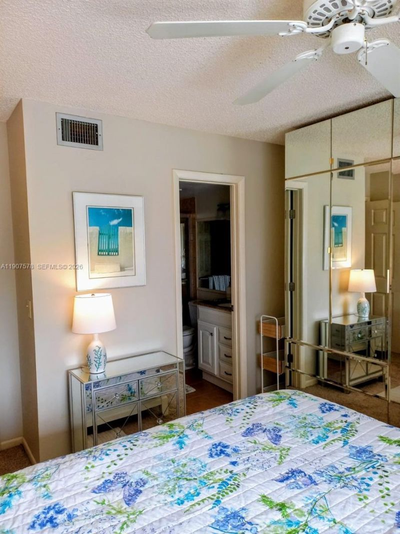 442 Pine Glen Ln, Unit D-2, Greenacres, FL 33463 Photo