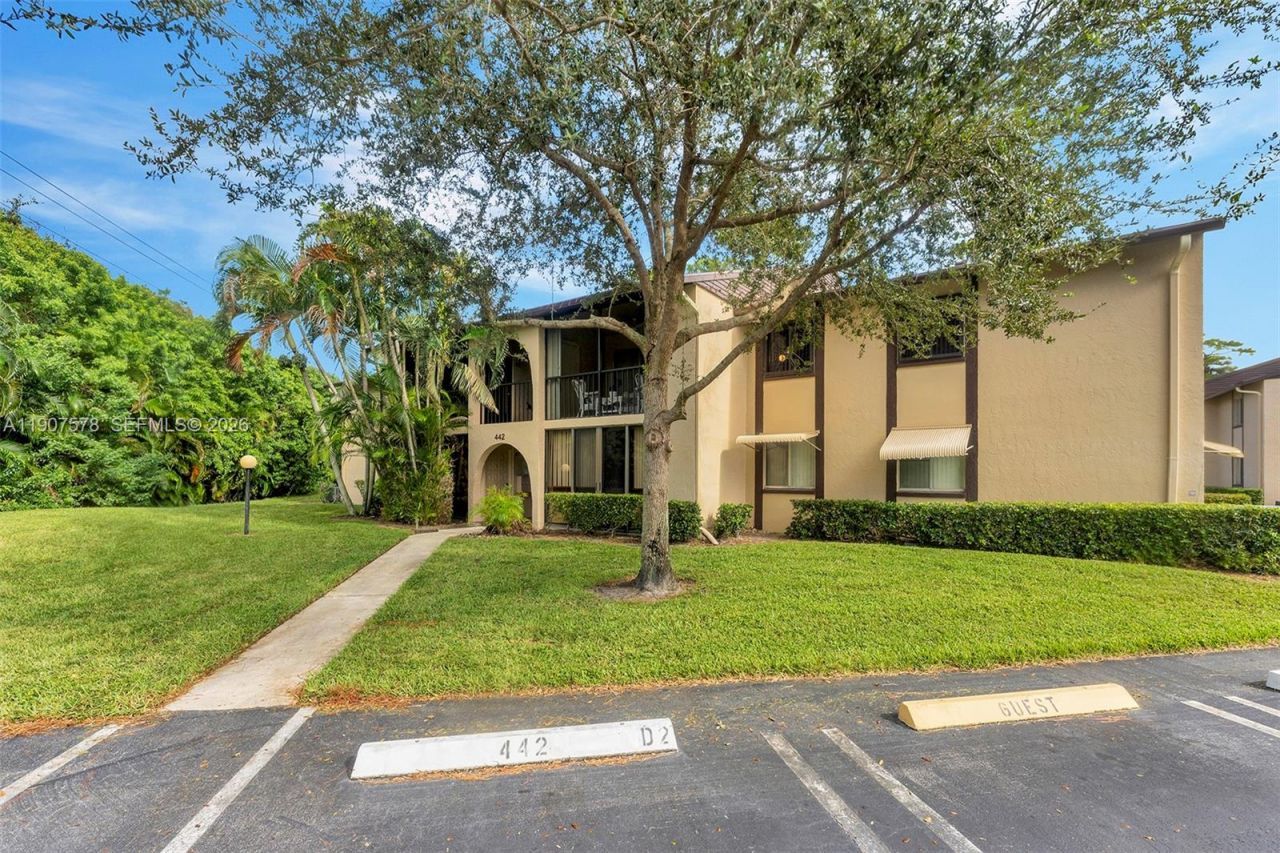 442 Pine Glen Ln, Unit D-2, Greenacres, FL 33463 Photo
