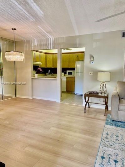 442 Pine Glen Ln, Unit D-2, Greenacres, FL 33463 Photo