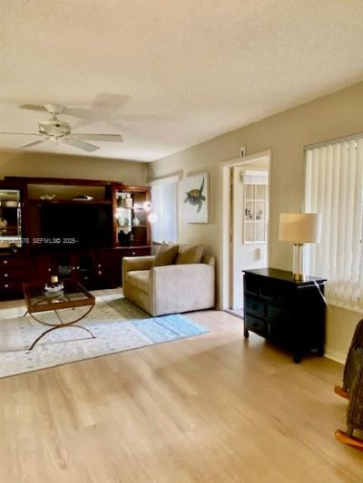 442 Pine Glen Ln, Unit D-2, Greenacres, FL 33463 Photo