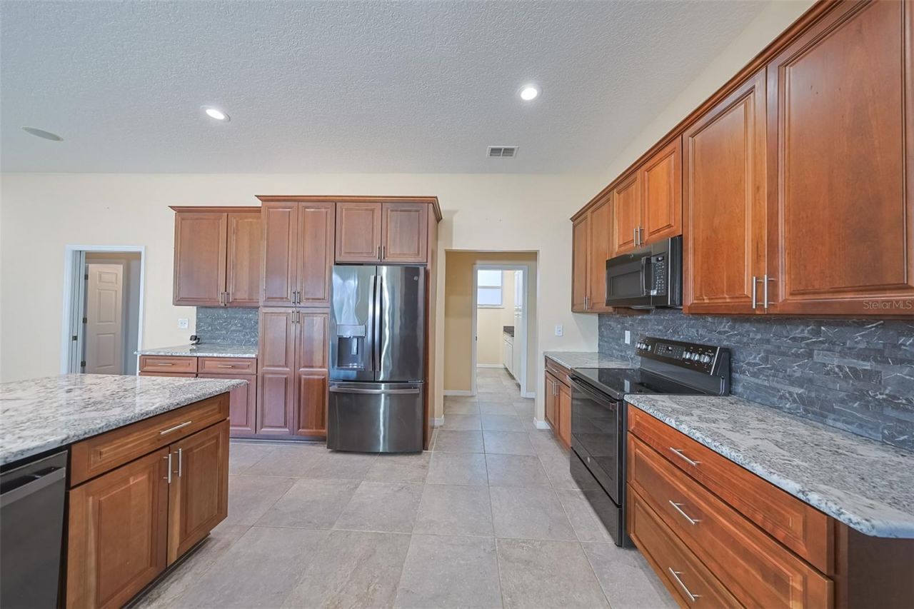 2320 Platinum Drive, Sun City Center, FL 33573 Photo