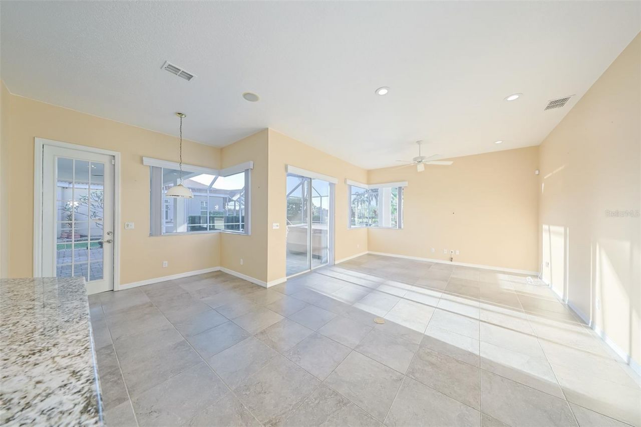 2320 Platinum Drive, Sun City Center, FL 33573 Photo