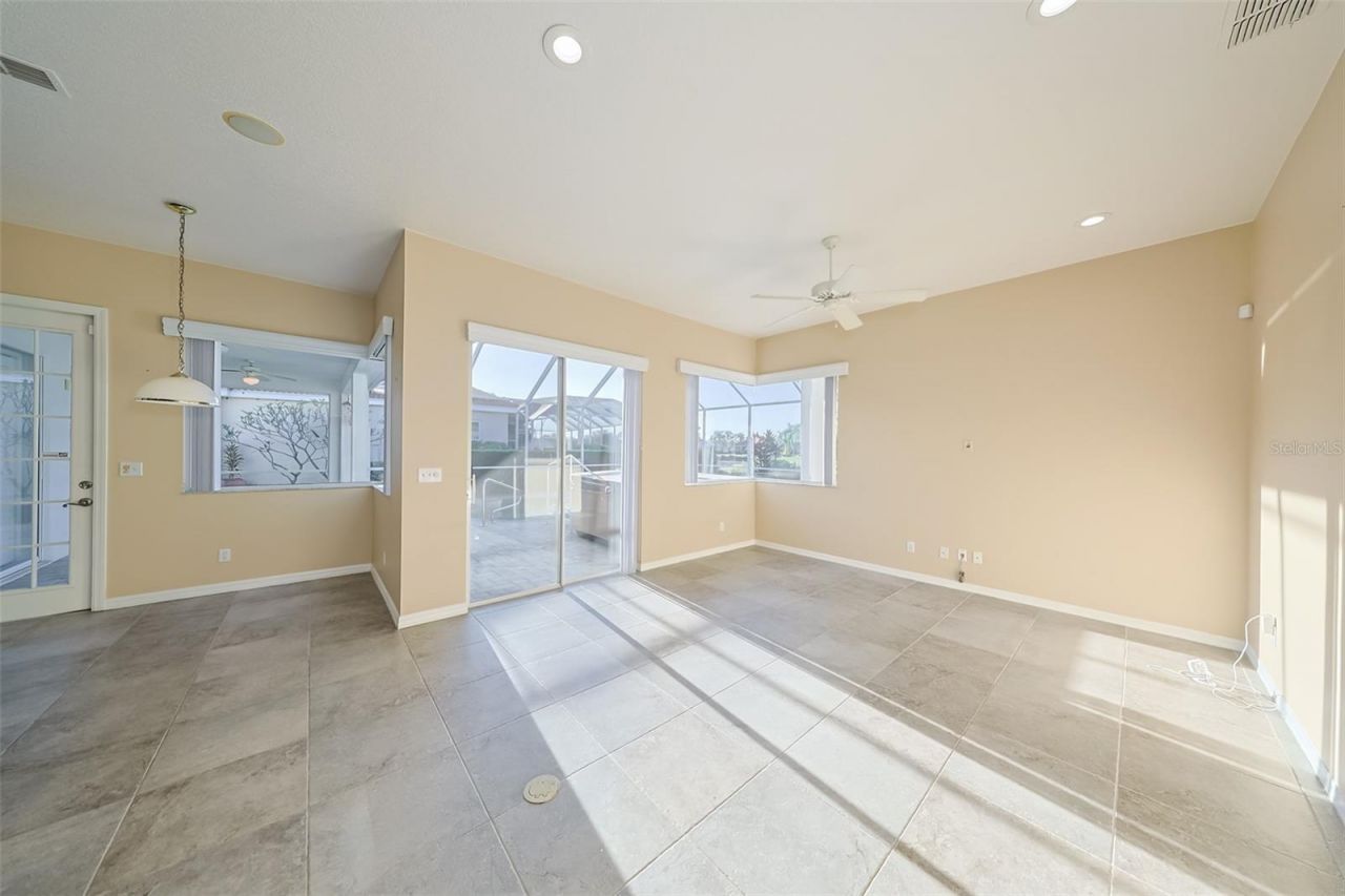 2320 Platinum Drive, Sun City Center, FL 33573 Photo