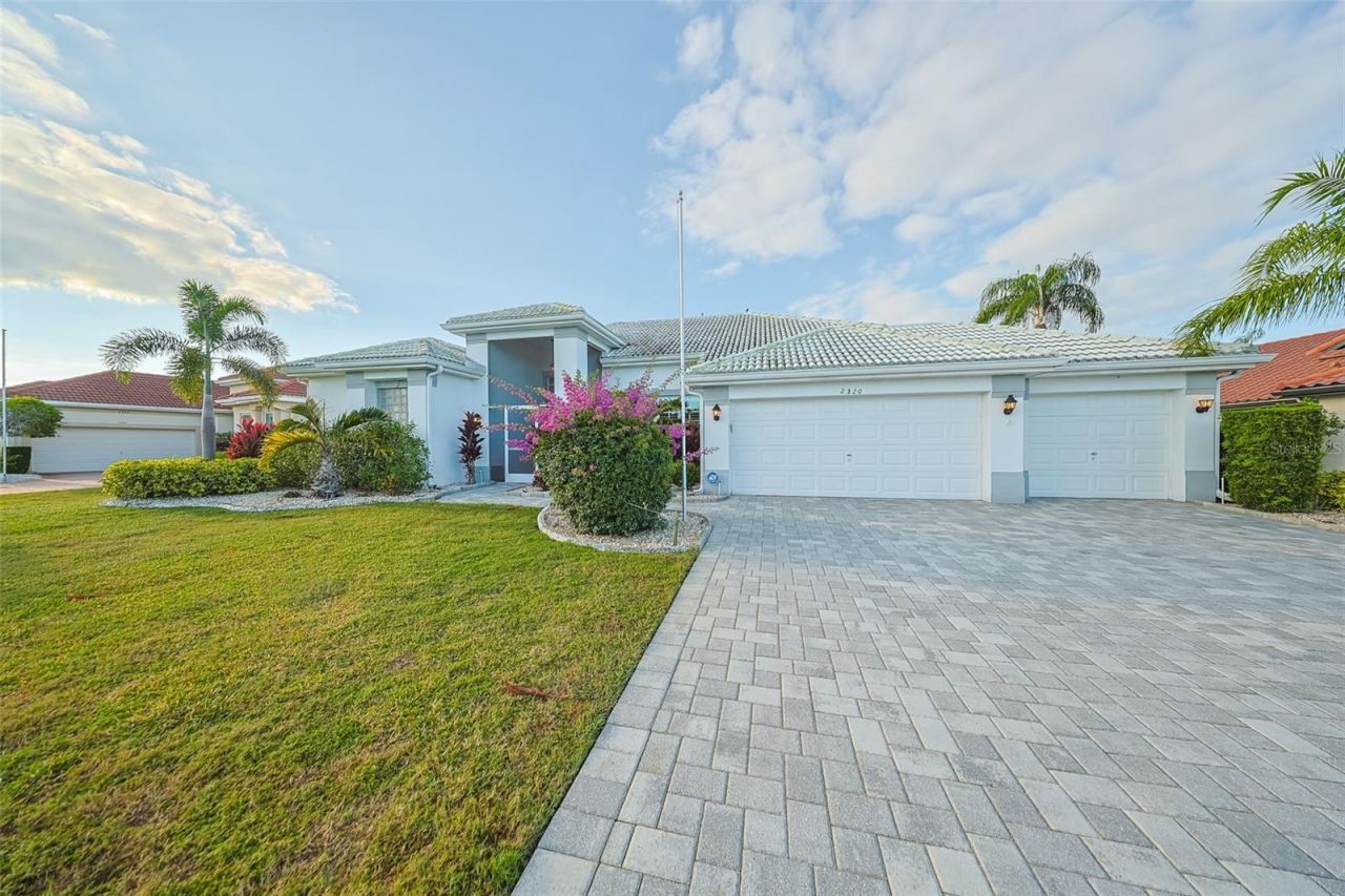 2320 Platinum Drive, Sun City Center, FL 33573 Photo