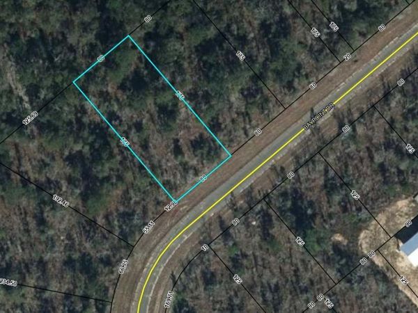 0014 Baypoint Drive, Chipley, FL 32428