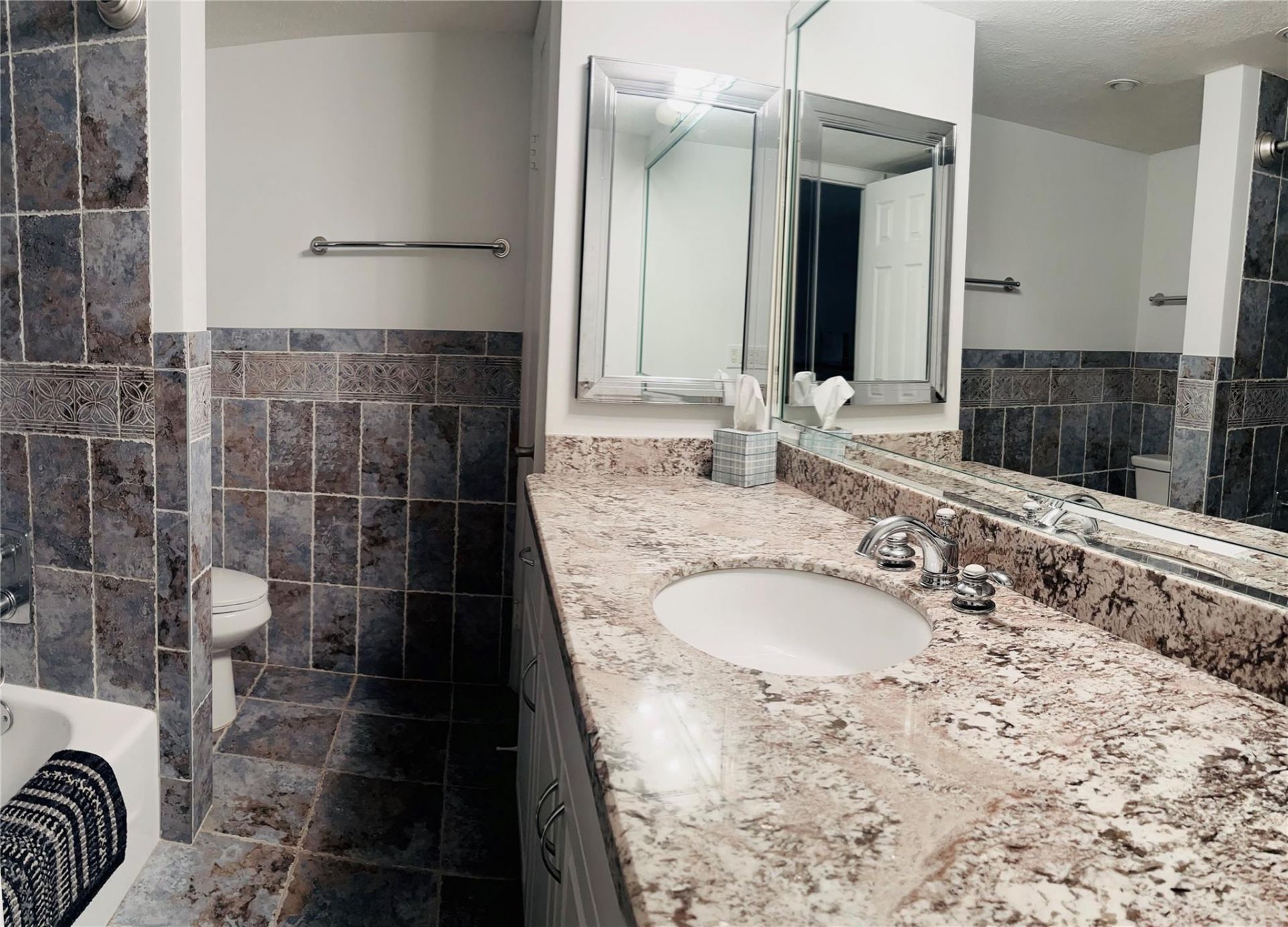 3100 NE 49th Street, Unit 601, Fort Lauderdale, FL 33308 Photo