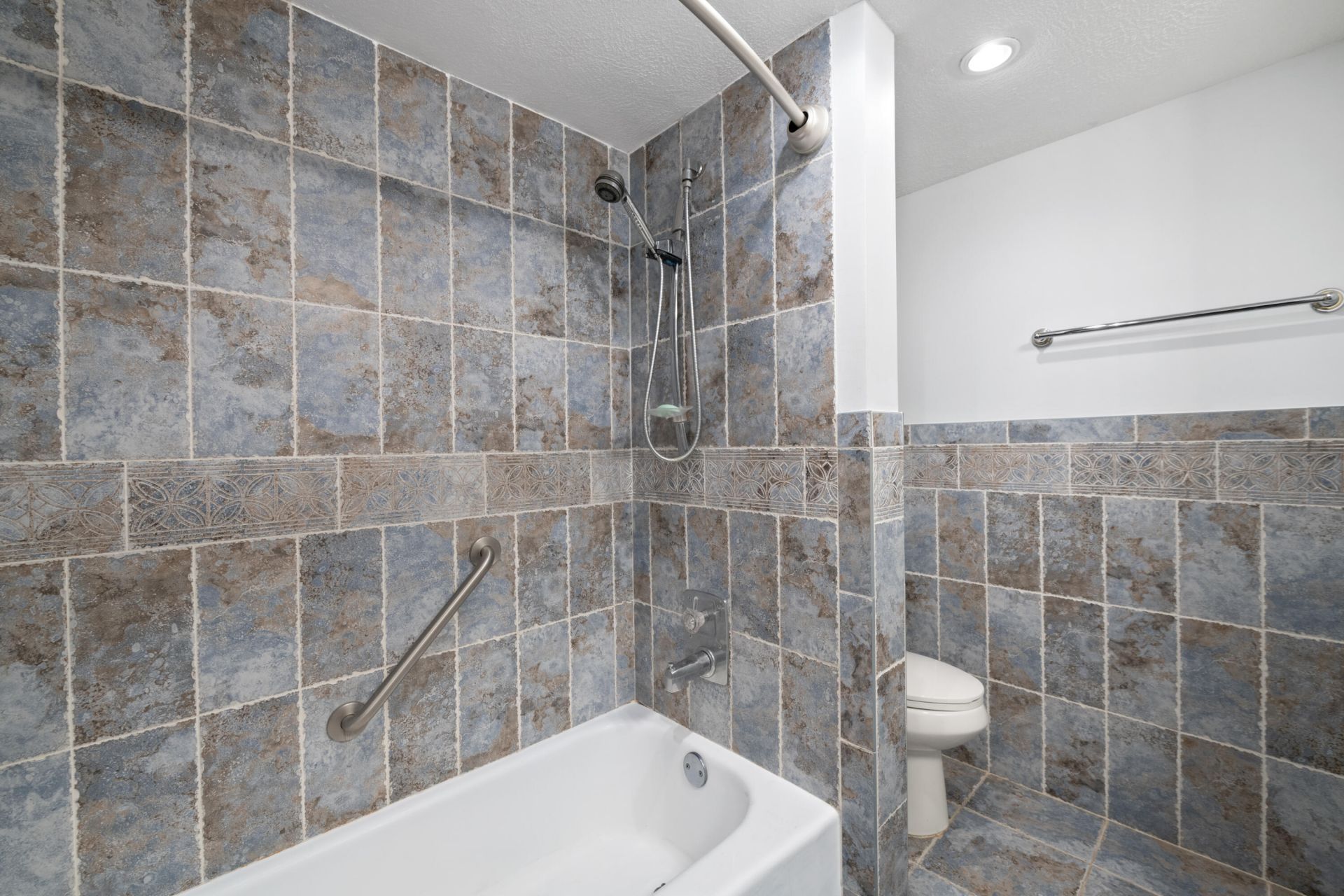 3100 NE 49th Street, Unit 601, Fort Lauderdale, FL 33308 Photo