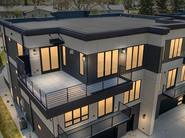 2720 S Oriya Pl, Sioux Falls, SD 57106