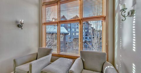 2100 North Village Drive, Truckee, CA 96161 Photo