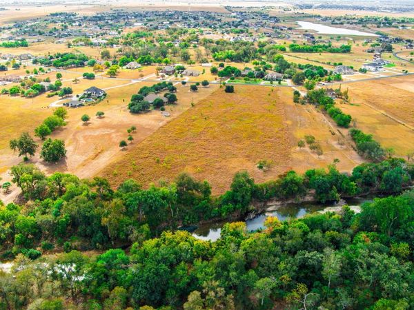 159 Brushy Creek TRL, Hutto, TX 78634