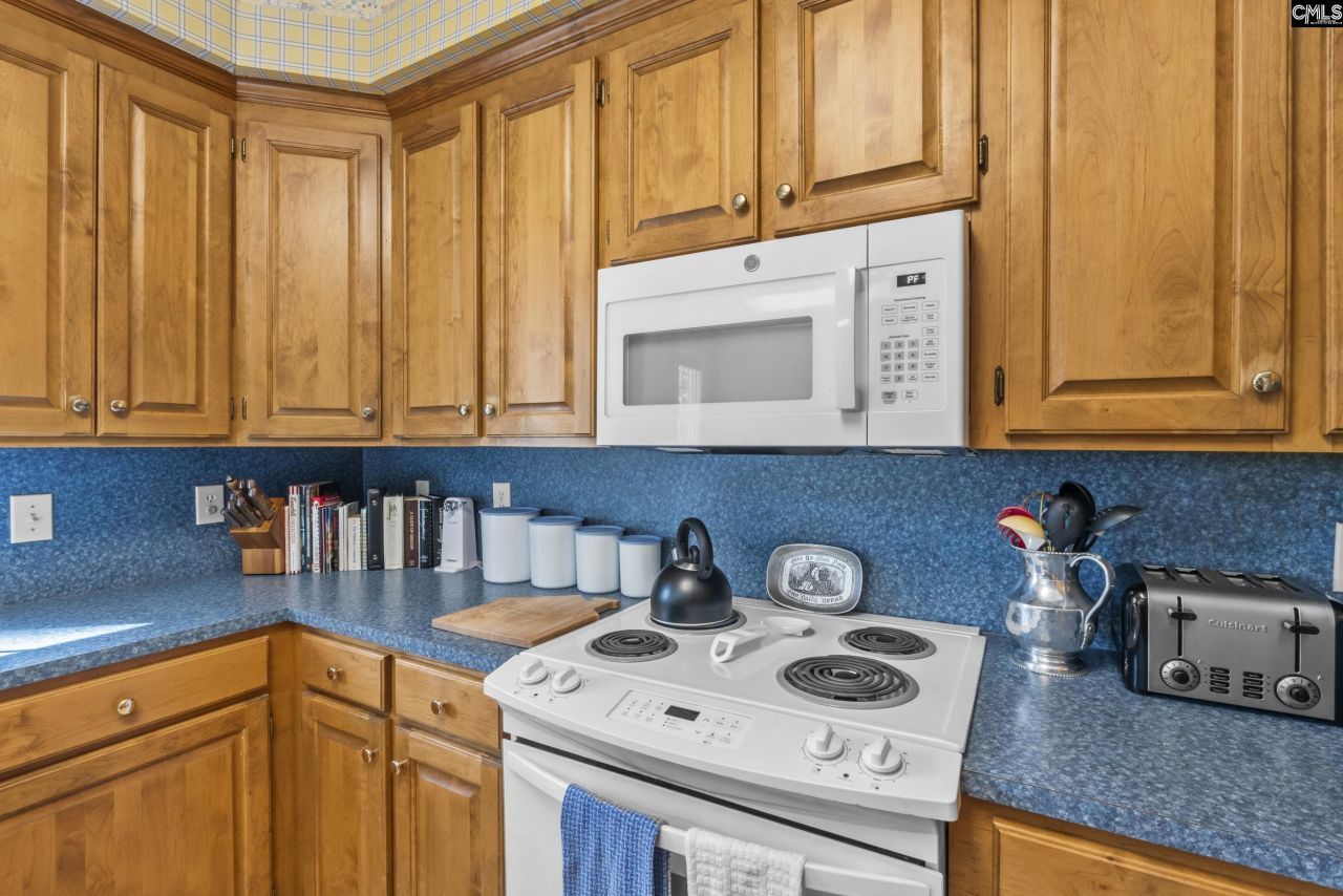 128 Laurel Court Photo 10