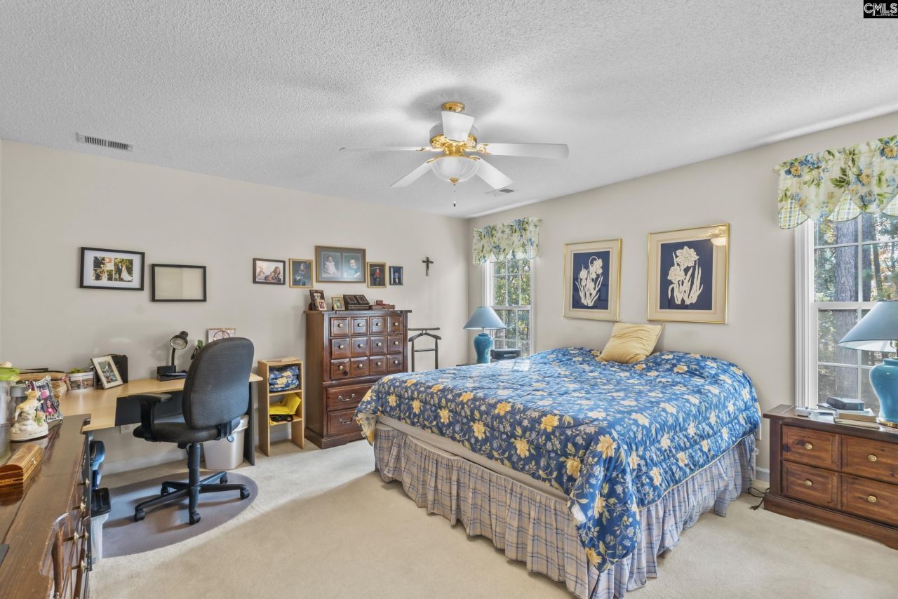 128 Laurel Court Photo 16