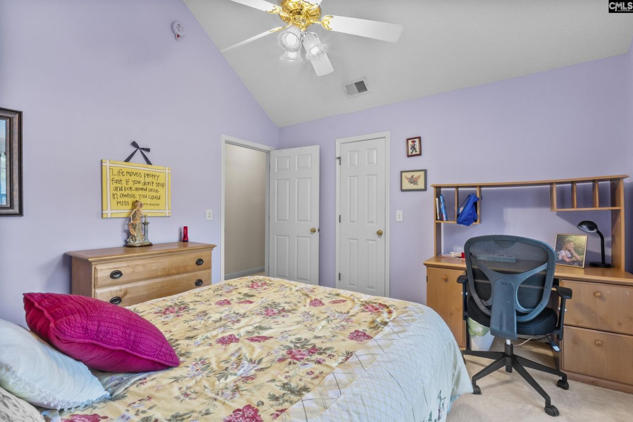 128 Laurel Court Photo 23