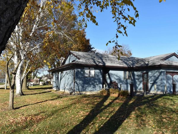 705 W 4th Street, St. Ansgar, IA 50472