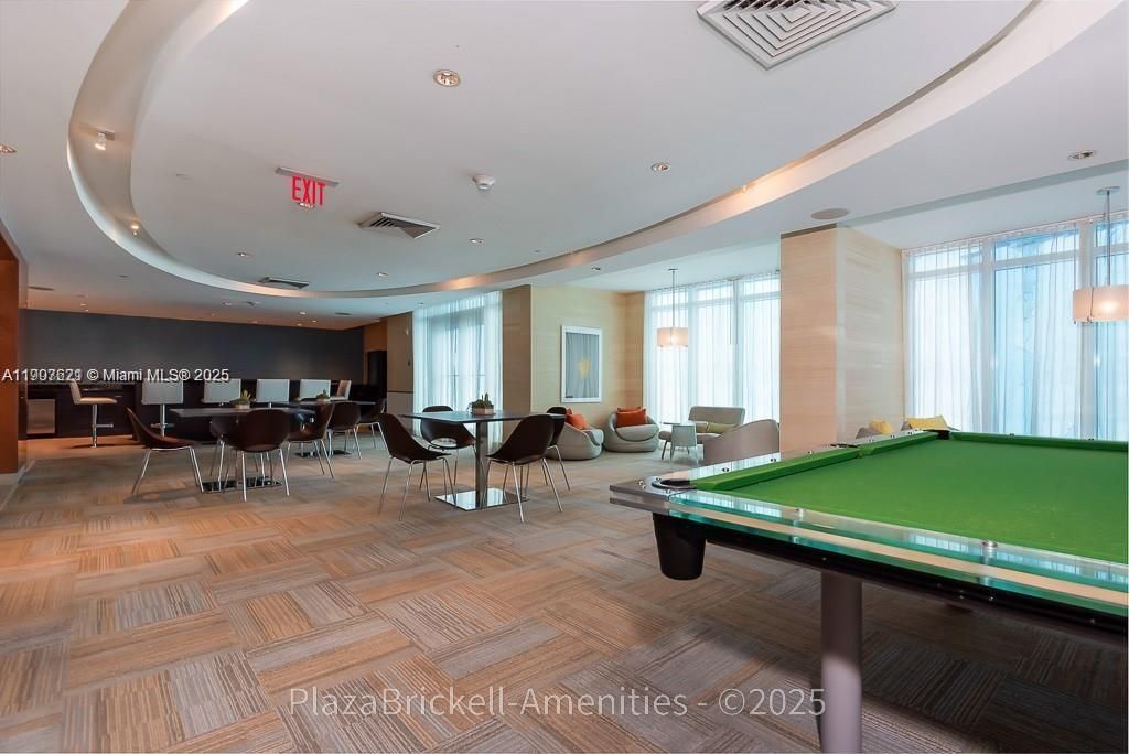 950 Brickell Bay Dr, Unit 3905, Miami, FL 33131 Photo