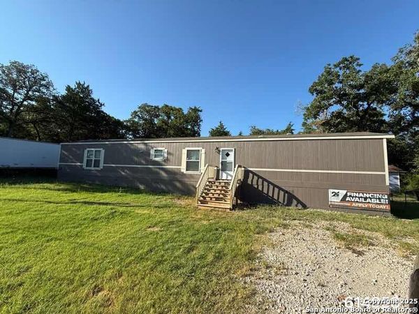 131 Shoshoni, Smithville, TX 78957