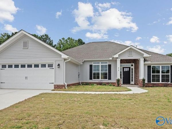 141 Ridgeland Trail, Huntsville, AL 35810