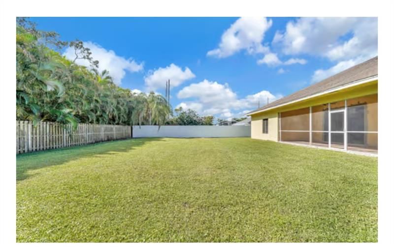 123 Bilbao St, Royal Palm Beach, FL 33411 Photo