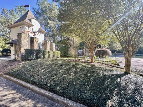 0A Buck Ct., Hattiesburg, MS 39402