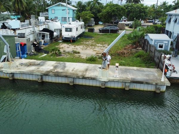 93 N Conch Ave, Marathon, FL 33050