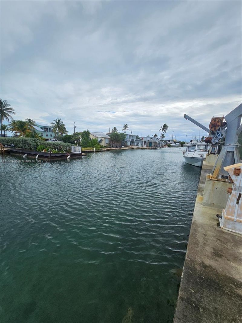 93 N Conch Ave, Marathon, FL 33050 Photo