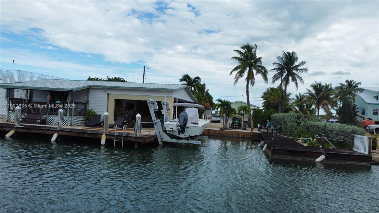 93 N Conch Ave, Marathon, FL 33050 Photo