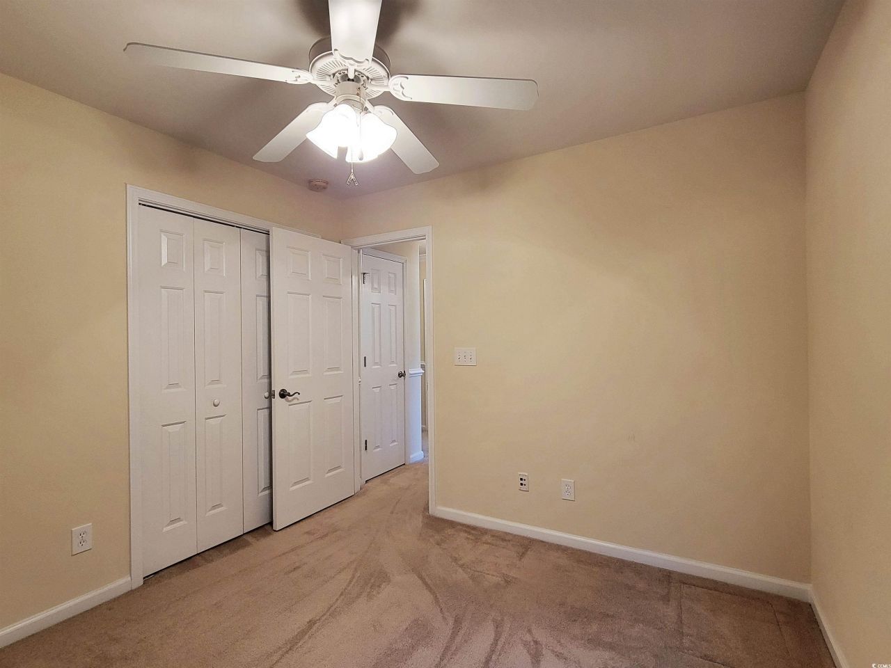 891 Helms Way Photo 13