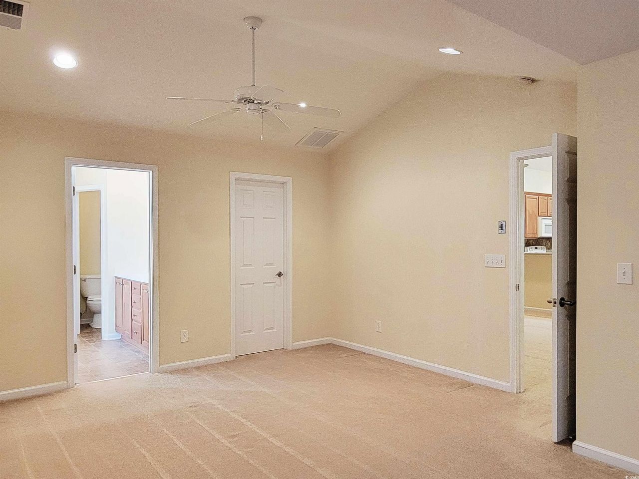 891 Helms Way Photo 19