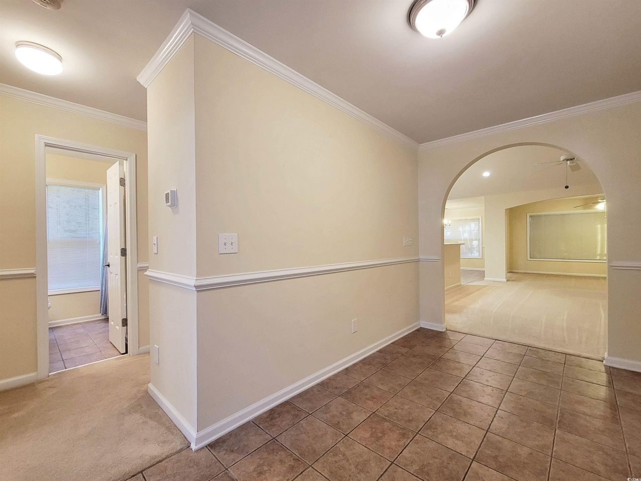 891 Helms Way Photo 5