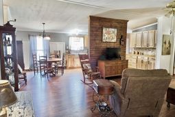 2338 Etters Ln photo 4