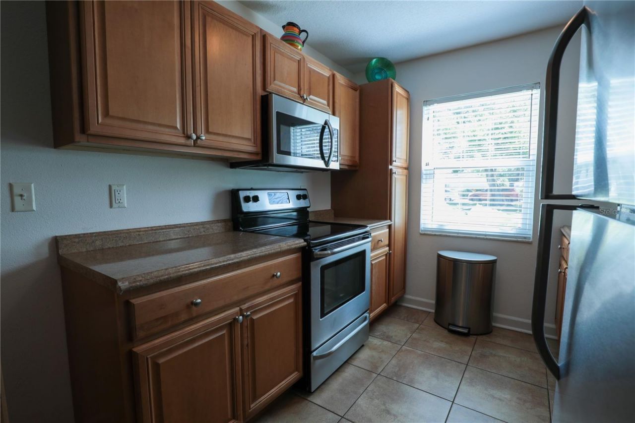 3281 38th Way S, Unit B, Saint Petersburg, FL 33711 Photo