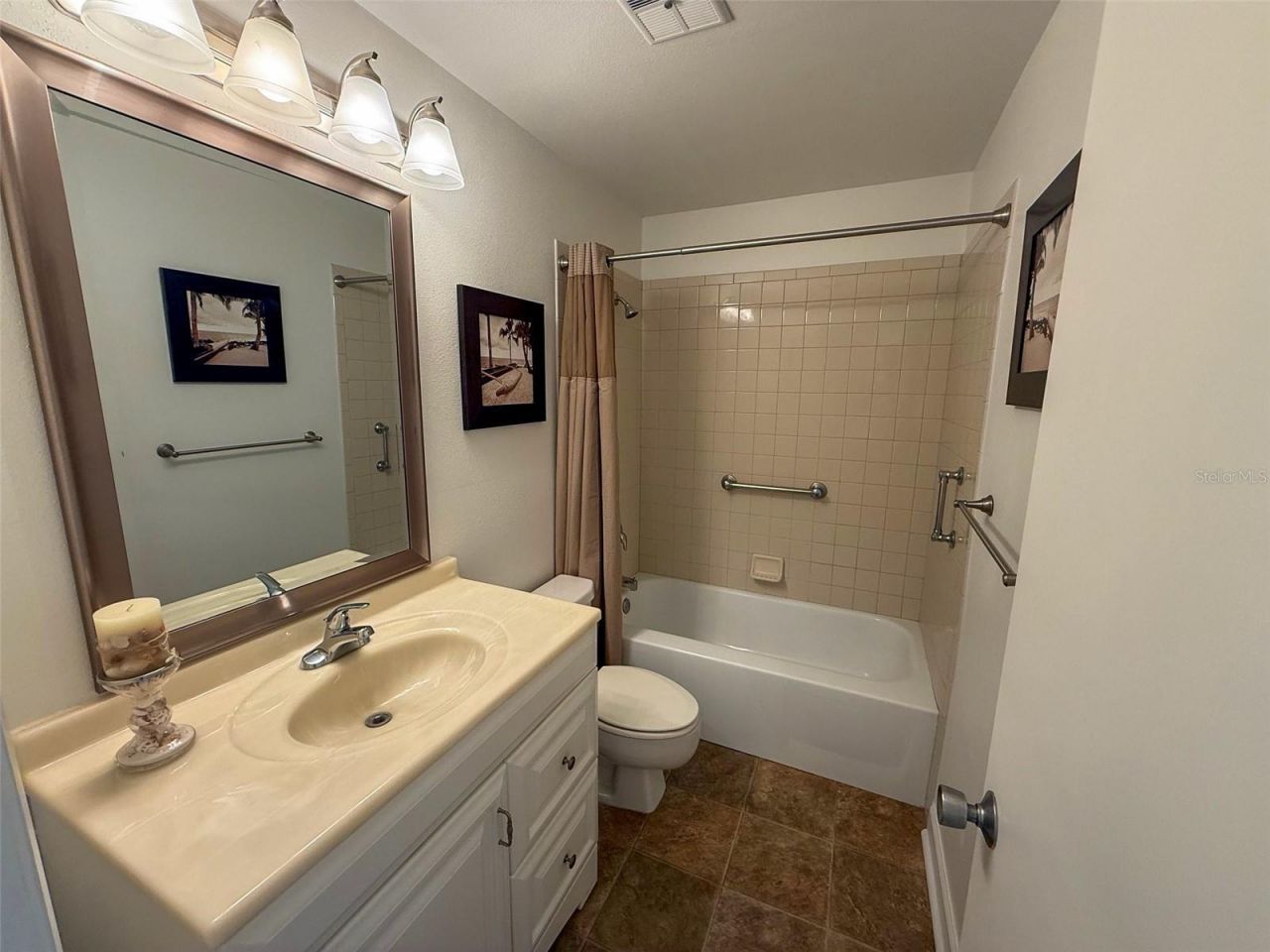 3281 38th Way S, Unit B, Saint Petersburg, FL 33711 Photo