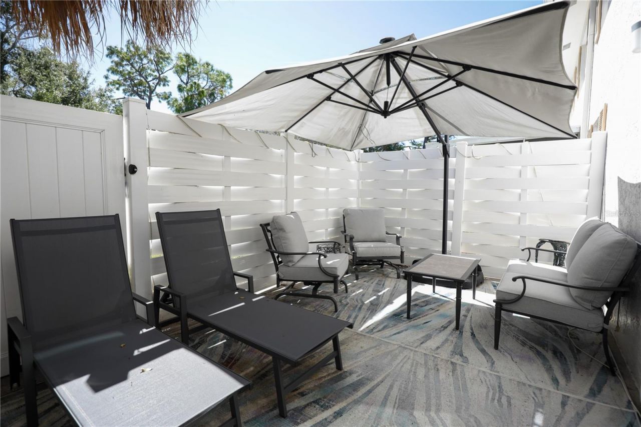 3281 38th Way S, Unit B, Saint Petersburg, FL 33711 Photo