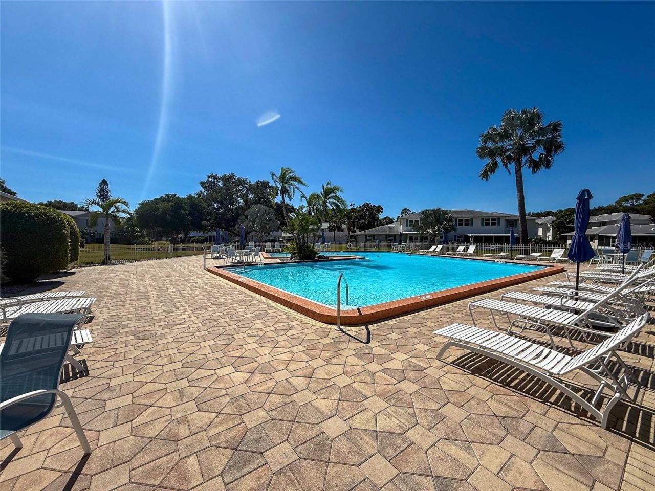 3281 38th Way S, Unit B, Saint Petersburg, FL 33711 Photo