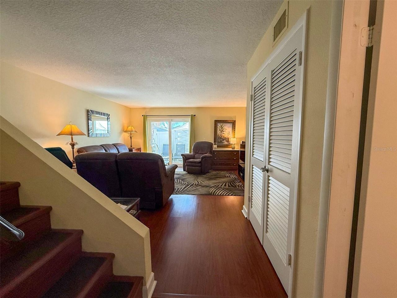 3281 38th Way S, Unit B, Saint Petersburg, FL 33711 Photo