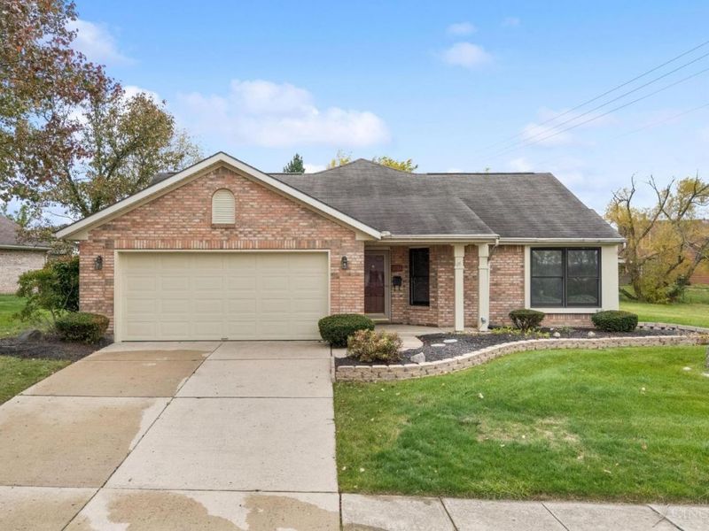 1734 Rosina Drive, Miamisburg, OH 45342 Photo 1