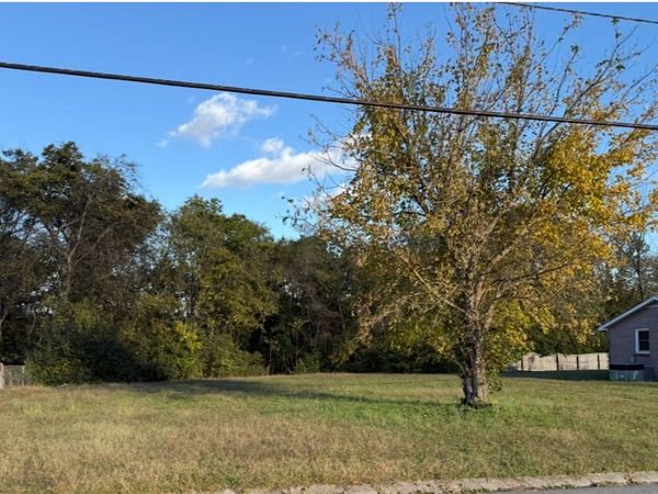 192 Haynes Park Dr, Nashville, TN 37218