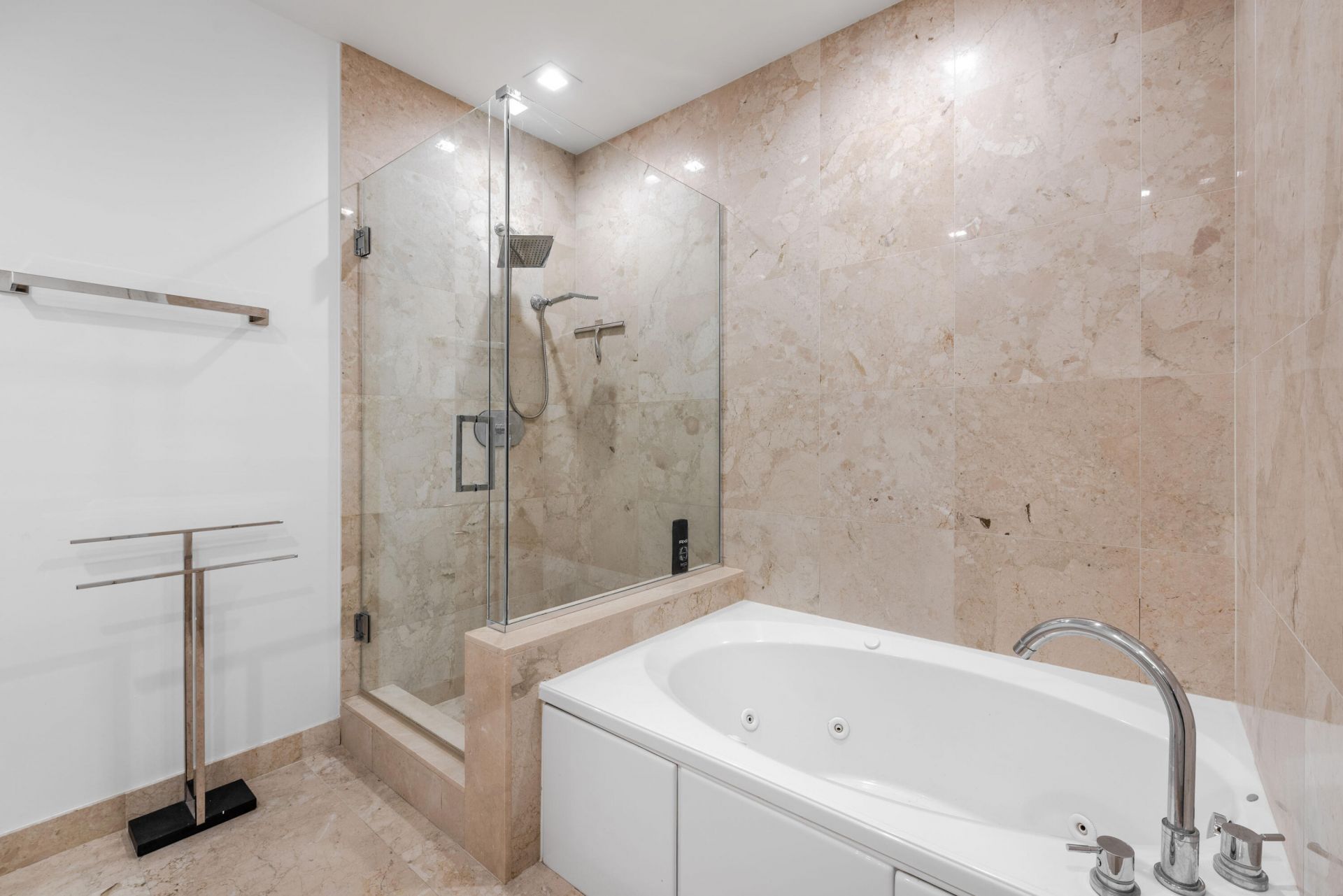 550 Okeechobee Boulevard, Unit Mph-09, West Palm Beach, FL 33401 Photo