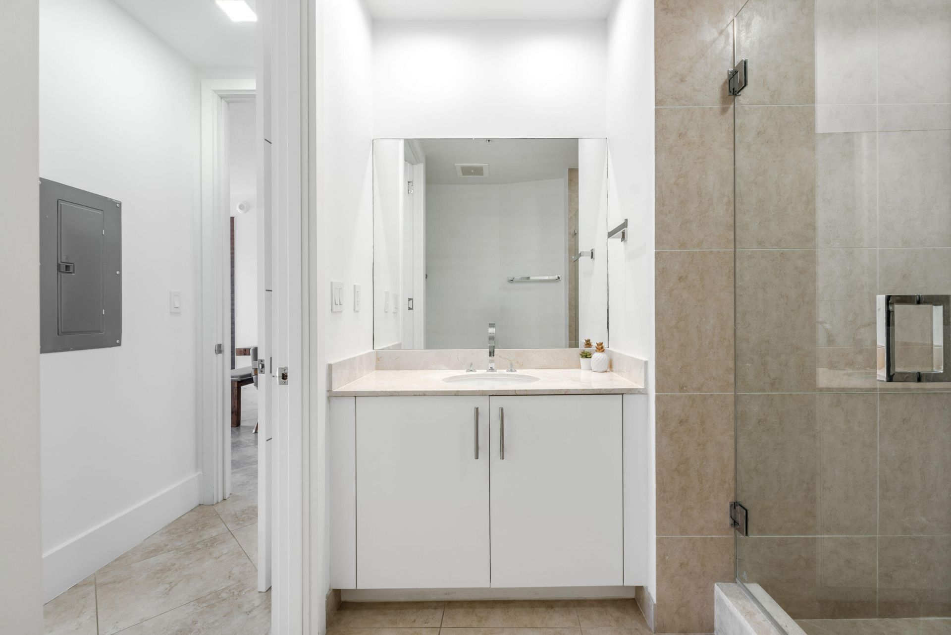 550 Okeechobee Boulevard, Unit Mph-09, West Palm Beach, FL 33401 Photo