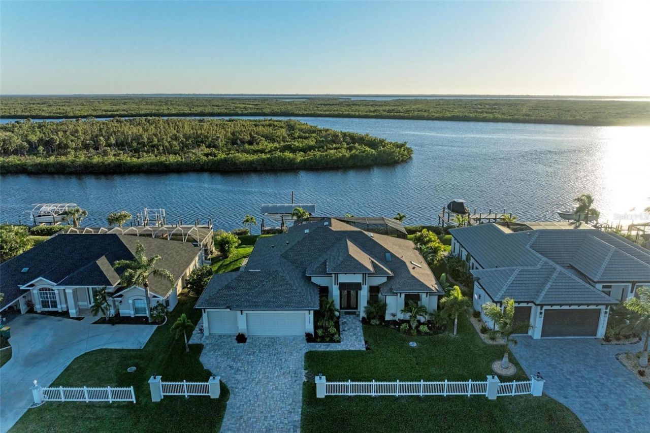 17389 Ohara Drive, Port Charlotte, FL 33948 Photo