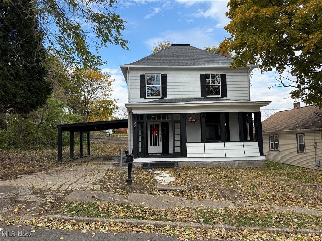 921 Orchard Grove Avenue, East Liverpool, OH 43920 Main Photo