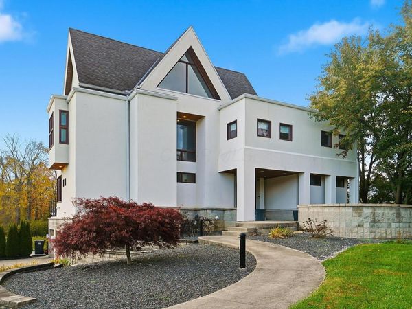 100 Stonesthrow Drive, Alexandria, OH 43001