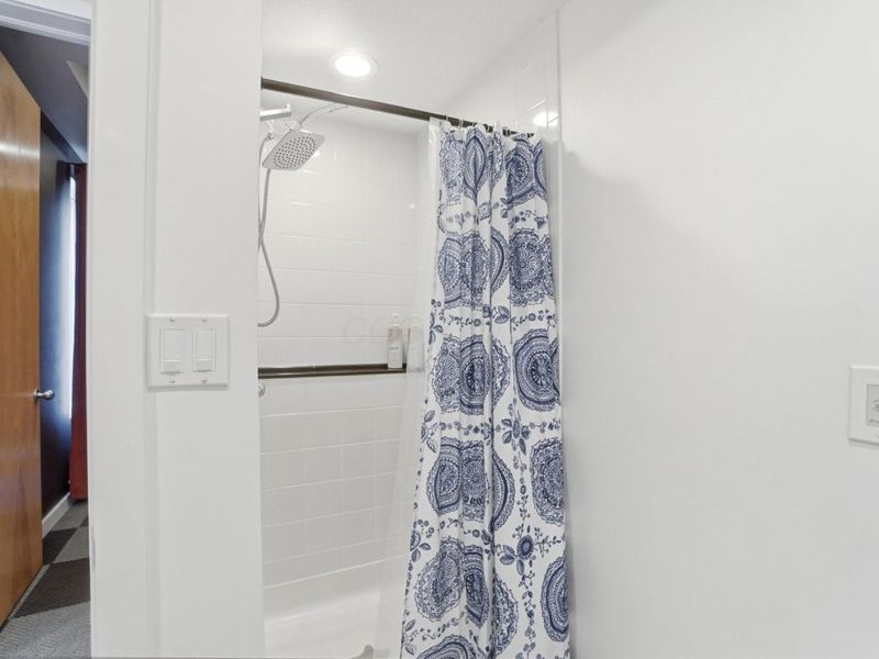 100 Stonesthrow Drive, Alexandria, OH 43001 Photo 86