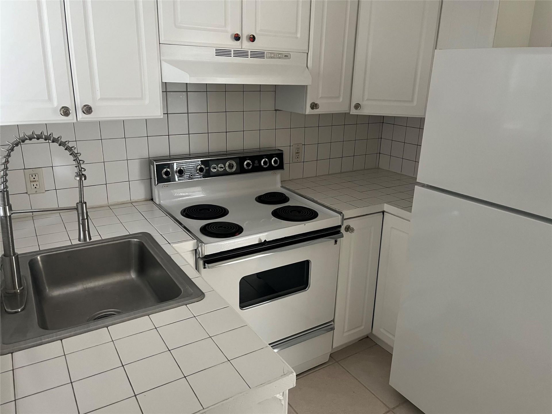 301 S Ocean Boulevard, Unit 3, Pompano Beach, FL 33062 Photo